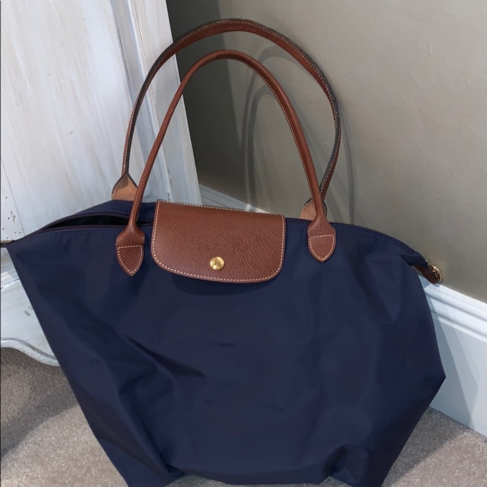 Longchamp tote medium